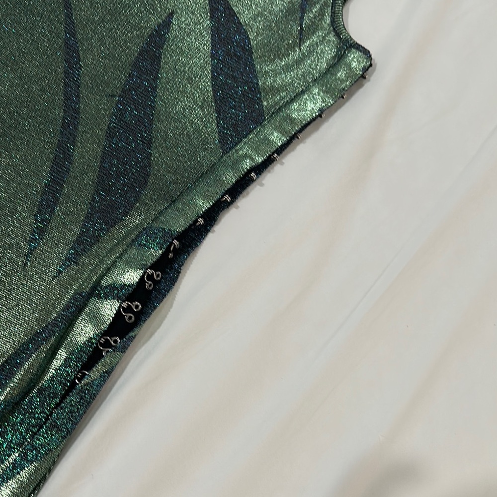 Green Shimmer Dress With Leaf Pattern - image 3